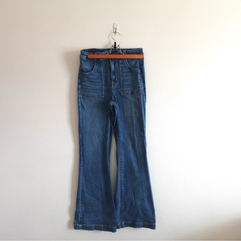 American Eagle Outfitters Super High Rise Flare Jeans